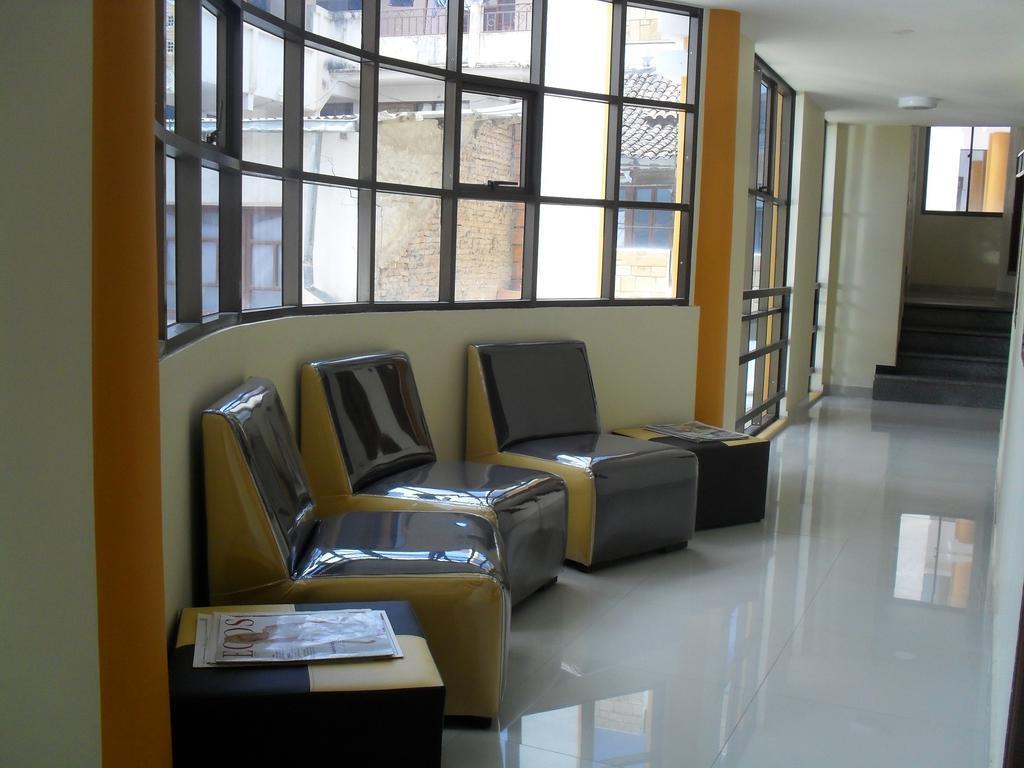 Hostal Corona Blanca Sucre Dış mekan fotoğraf